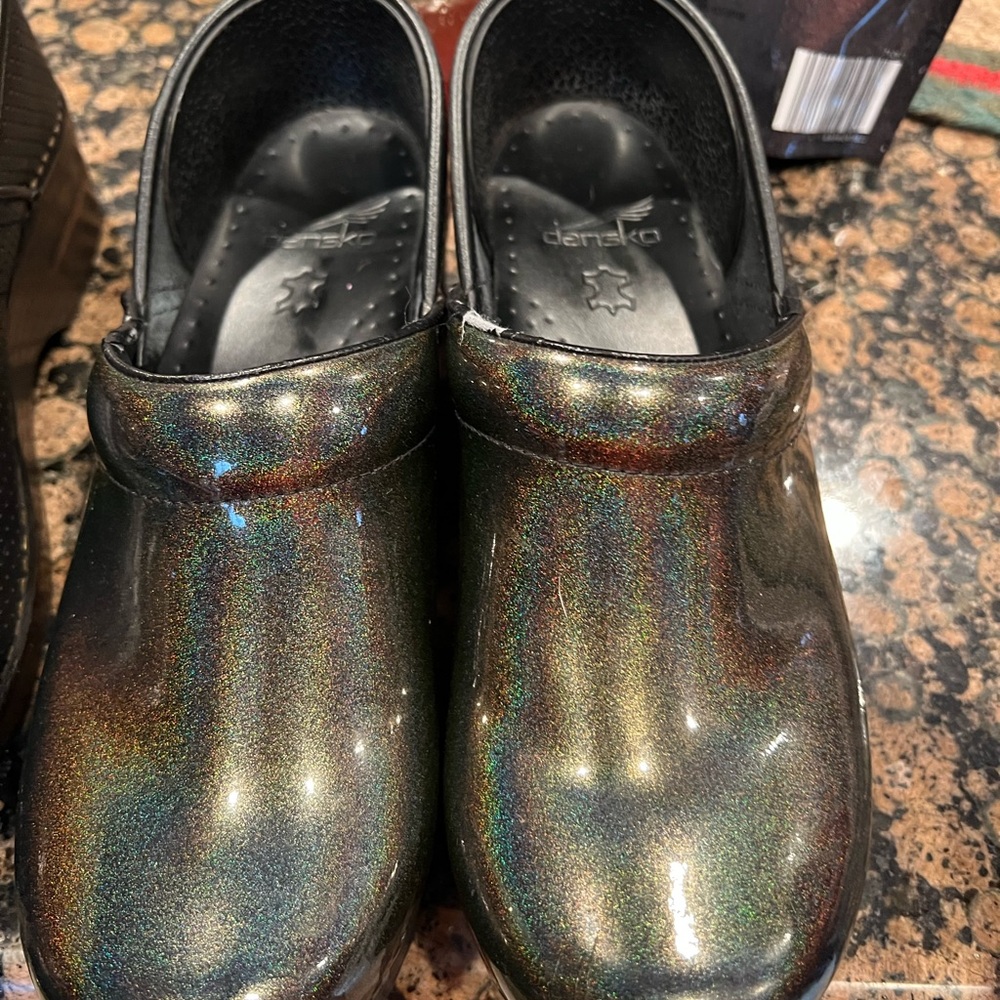 Women’s Dansko Clogs Good Used Condition no box
